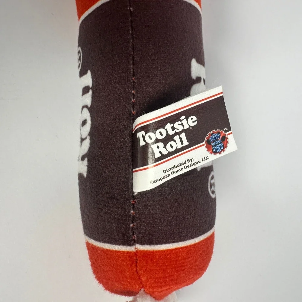 Tootsie Roll Dog Toy‎ 21 Inch Brown New Squeak Tug Crinkle Plush TR46